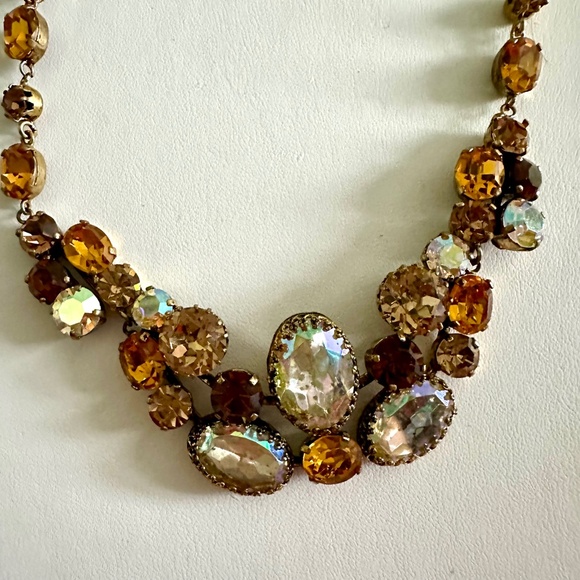 Vintage Rhinestone Necklace with Earrings - Picture 3 of 8